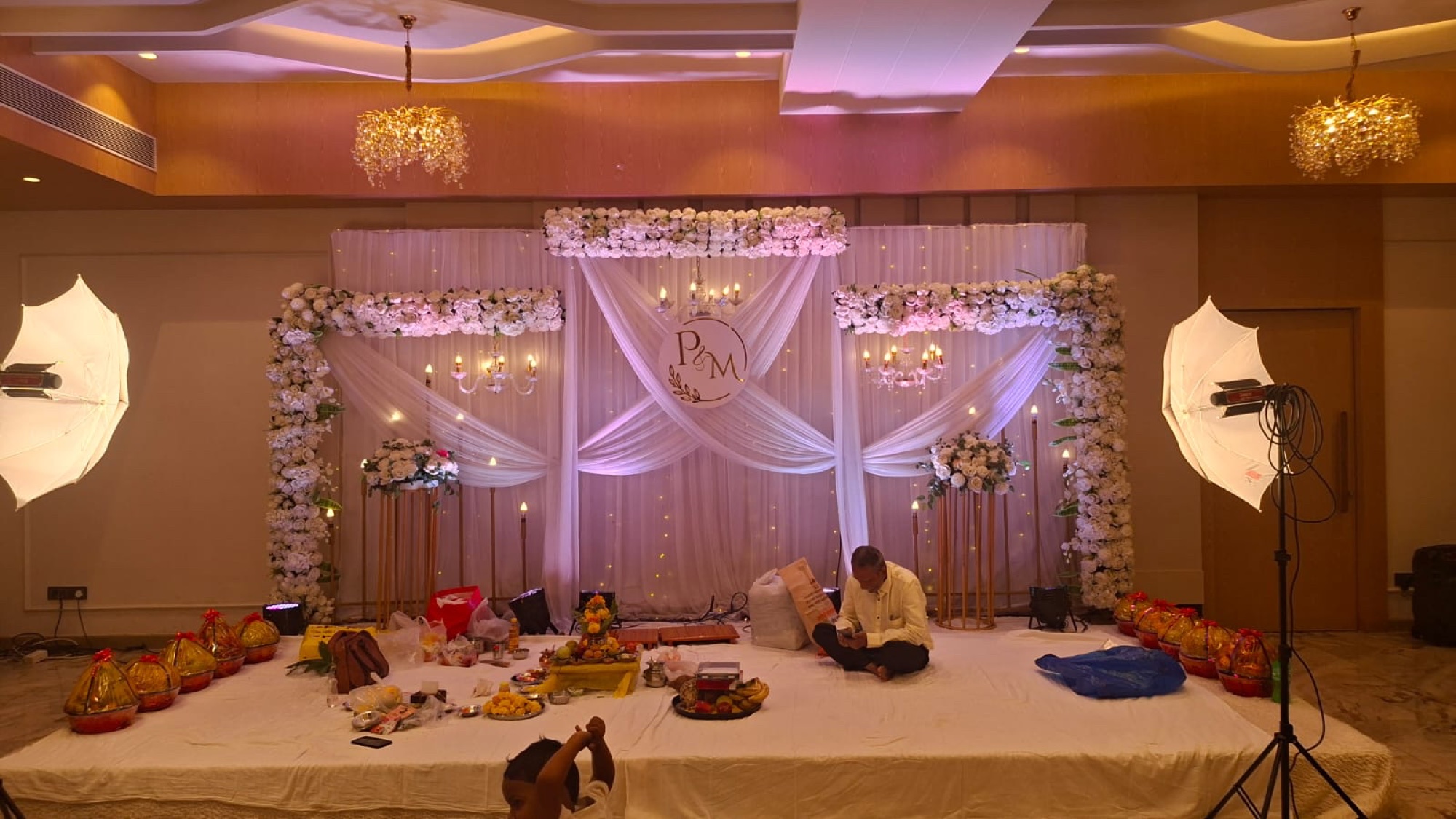 Kingsland banquet hall with decoration