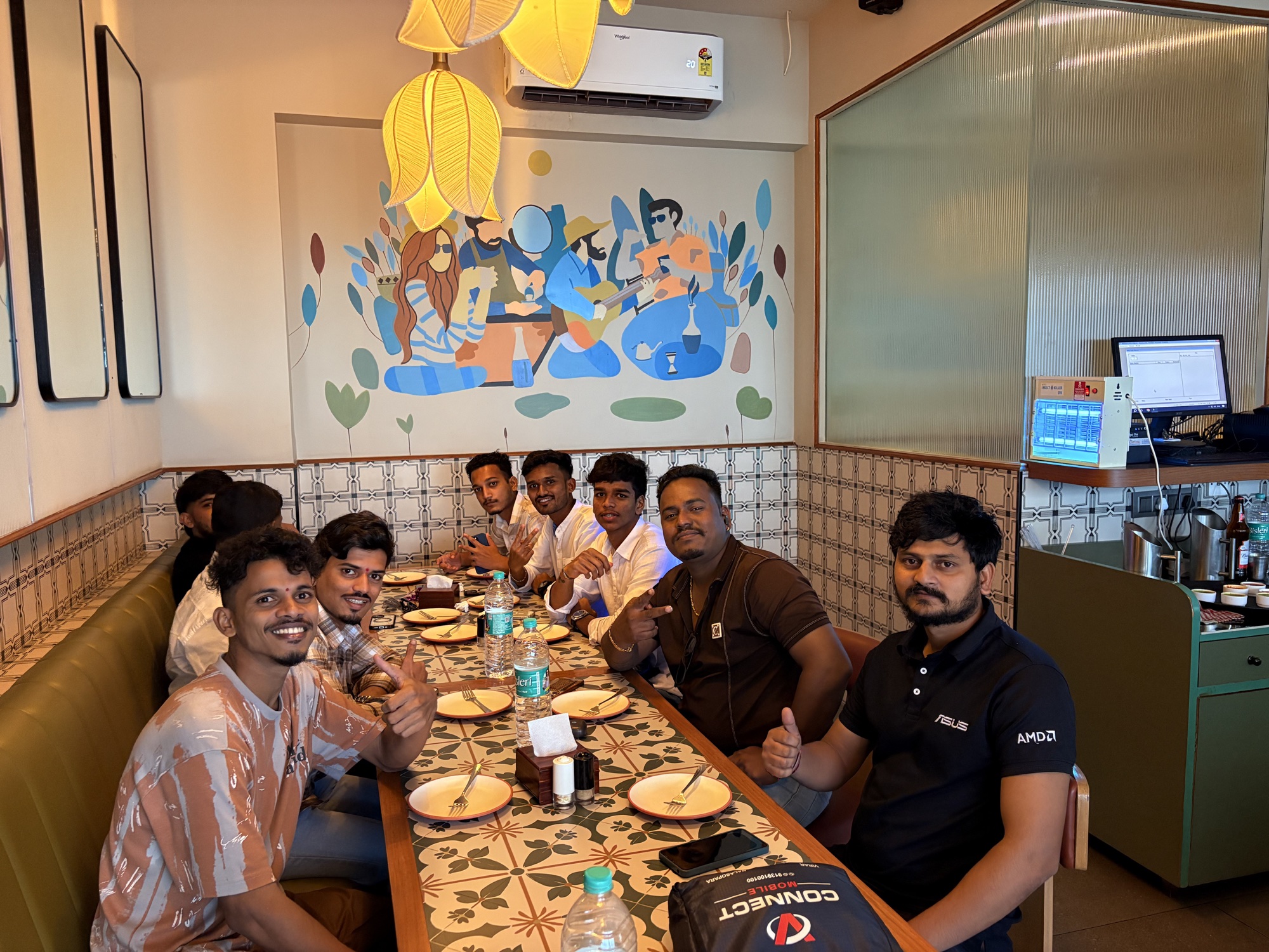 Friends enjoying a meal together at Kingsland