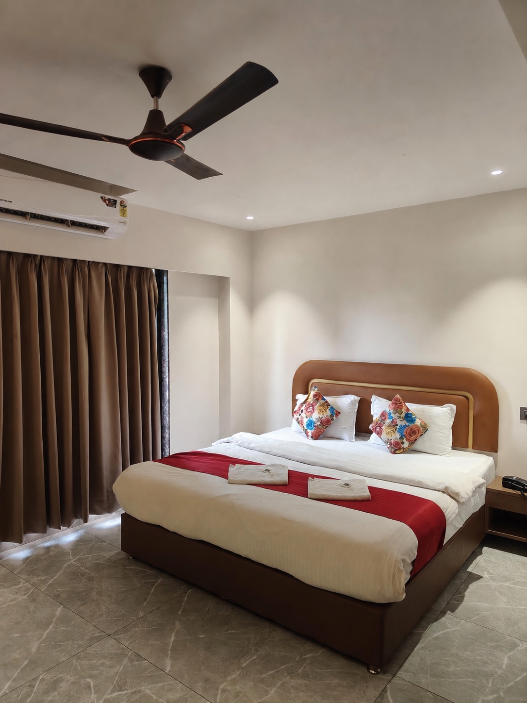 Kingsland guest room prepared for two guests